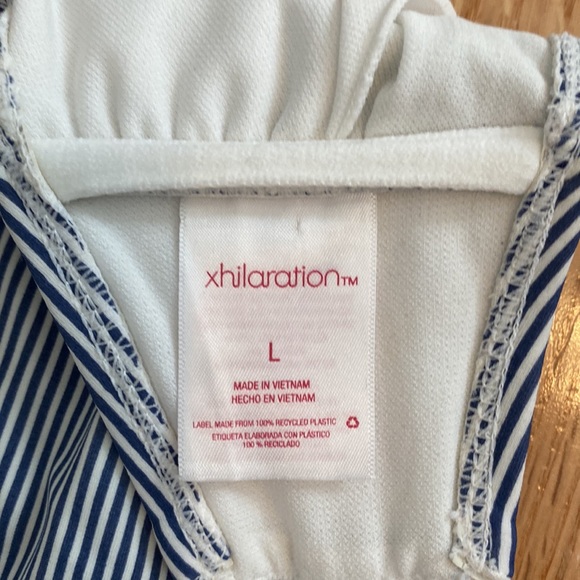 Blue and white tie back bikini top - size L - Picture 3 of 3